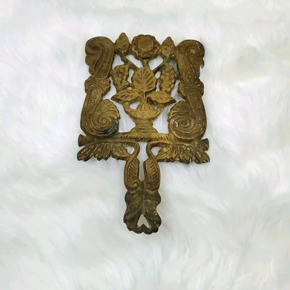 Vintage Brass Cast Iron Hot Pot Floral Grape Rare Decor Collectible